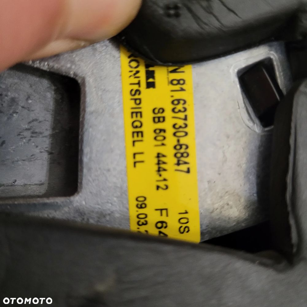 LUSTERKO RAMPOWE MAN TGX NM TG3 TGL 81.63730-6847 - 3
