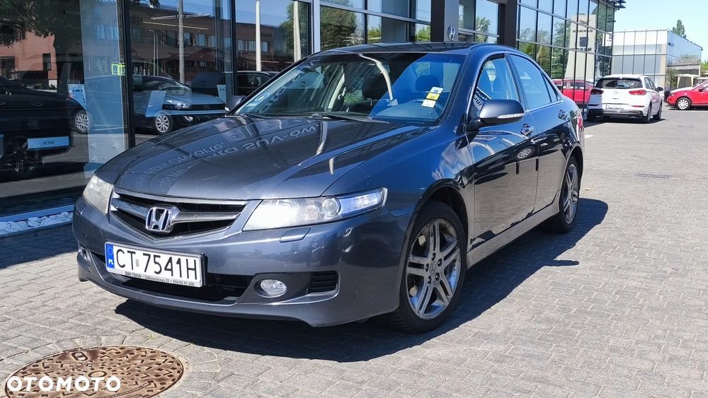 Honda Accord 2.0 Sport - 1