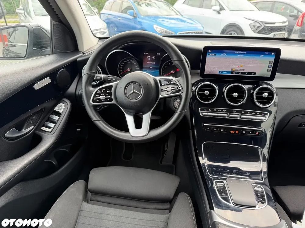 Mercedes-Benz GLC 300 e 4-Matic - 17