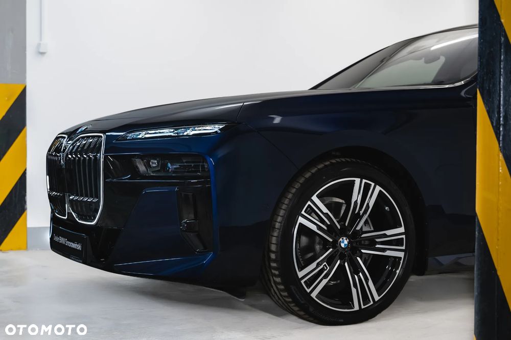 BMW Seria 7 740d xDrive mHEV M Sport sport - 17