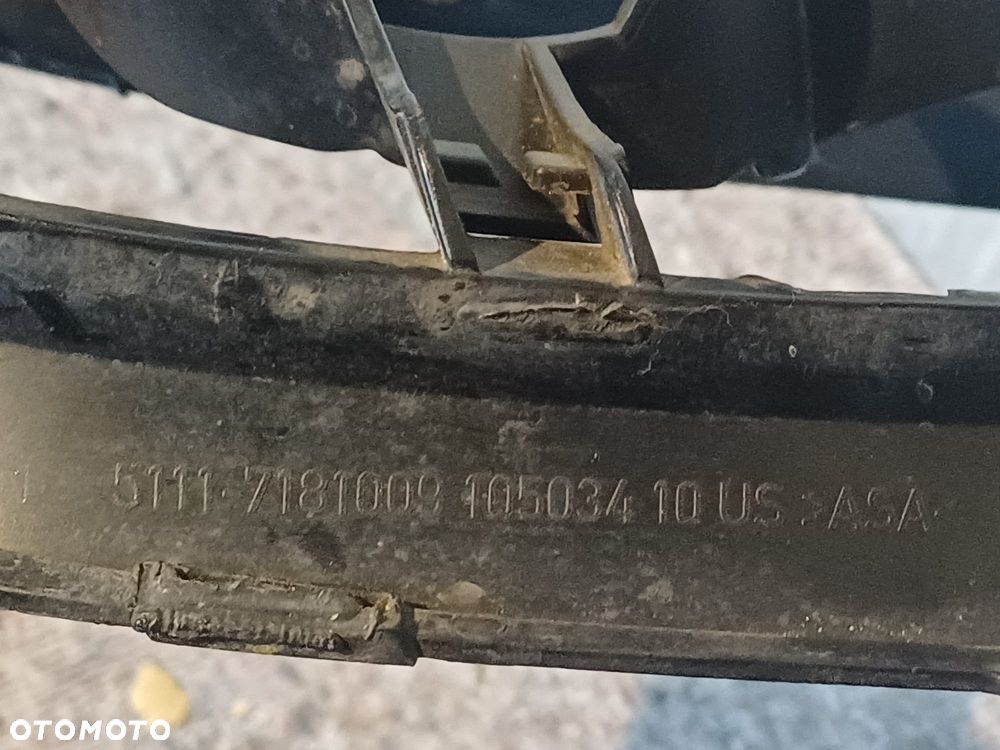 NR 90 Uchwyt, mocowanie halogenu zderzaka przód BMW X6 E71 7181010 7181009 - 10