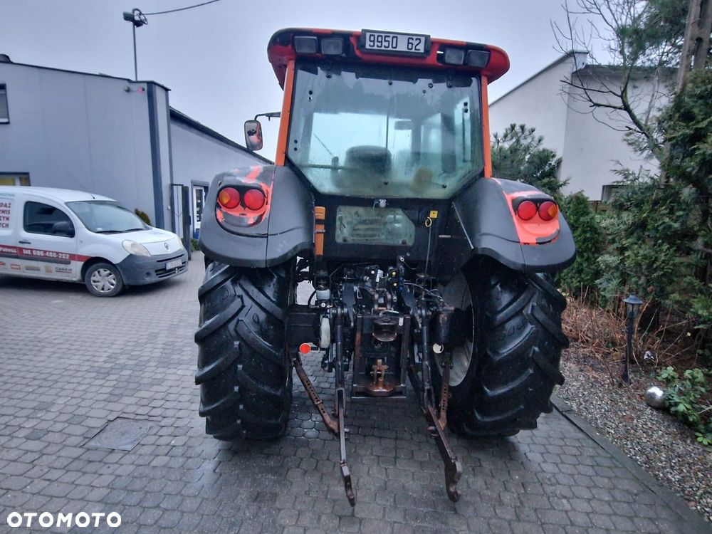 Valtra T130 - 4