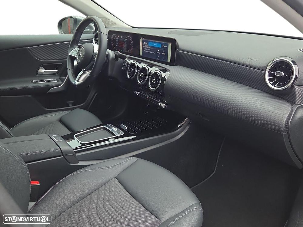 Mercedes-Benz A 250 Limousine e Progressive - 21