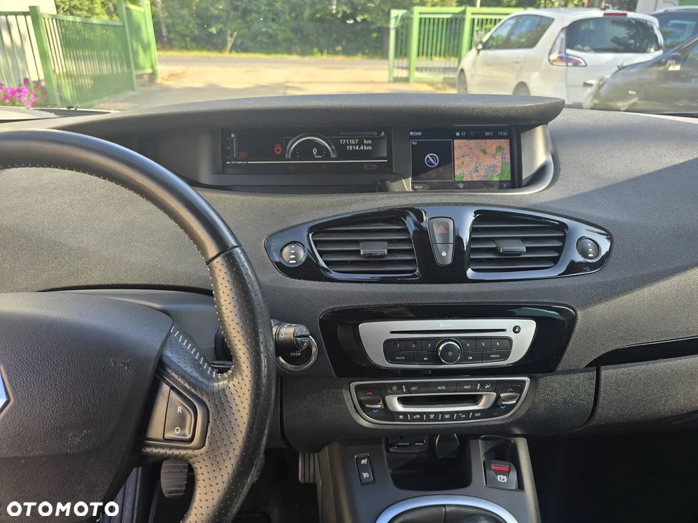Renault Grand Scenic - 29