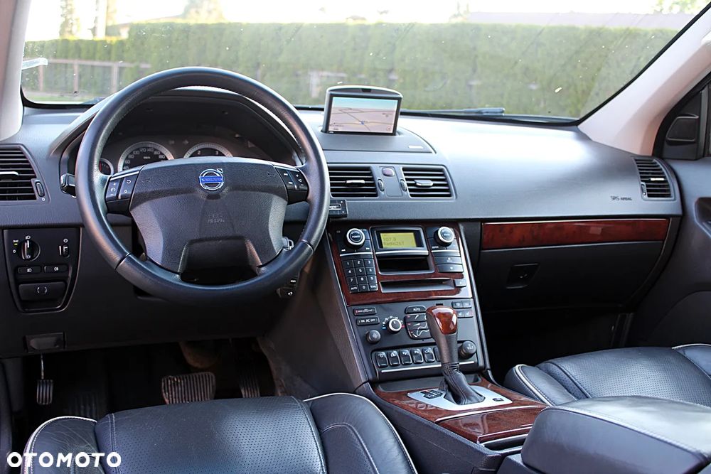 Volvo XC 90 D5 Executive - 23