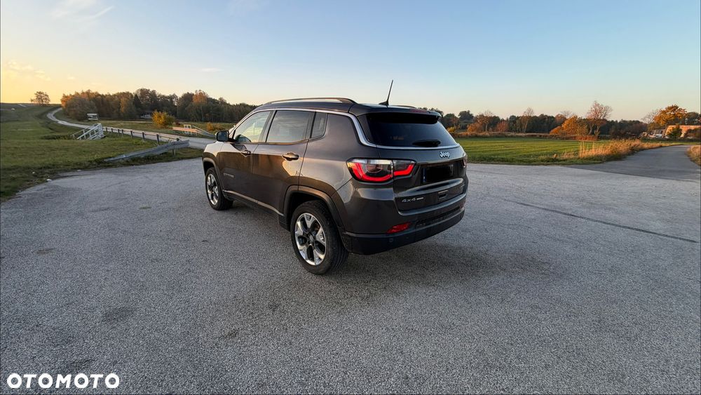 Jeep Compass 2.0 MultiJet Active Drive Longitude - 26