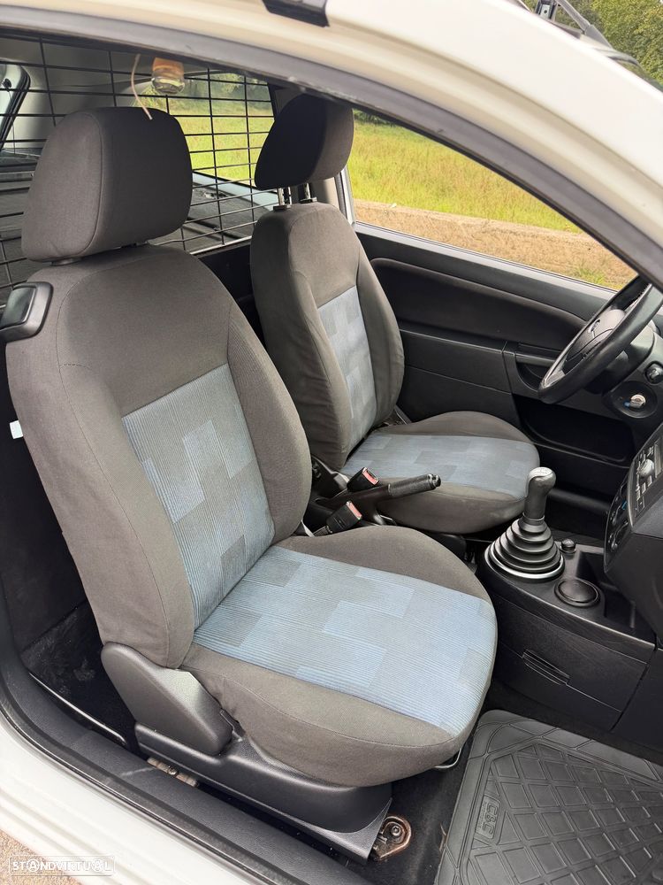 Ford Fiesta 1.4 TDCi Titanium - 9