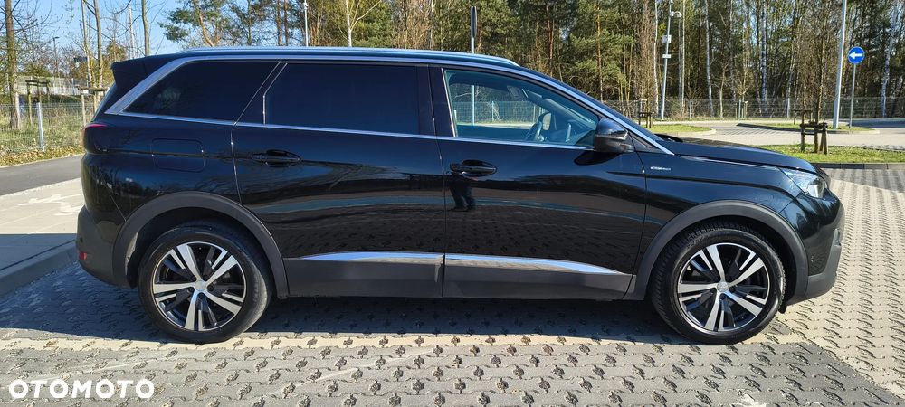 Peugeot 5008 - 3