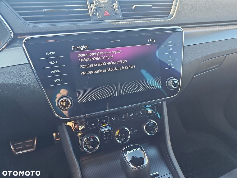 Skoda Superb 2.0 TSI Sportline DSG - 31