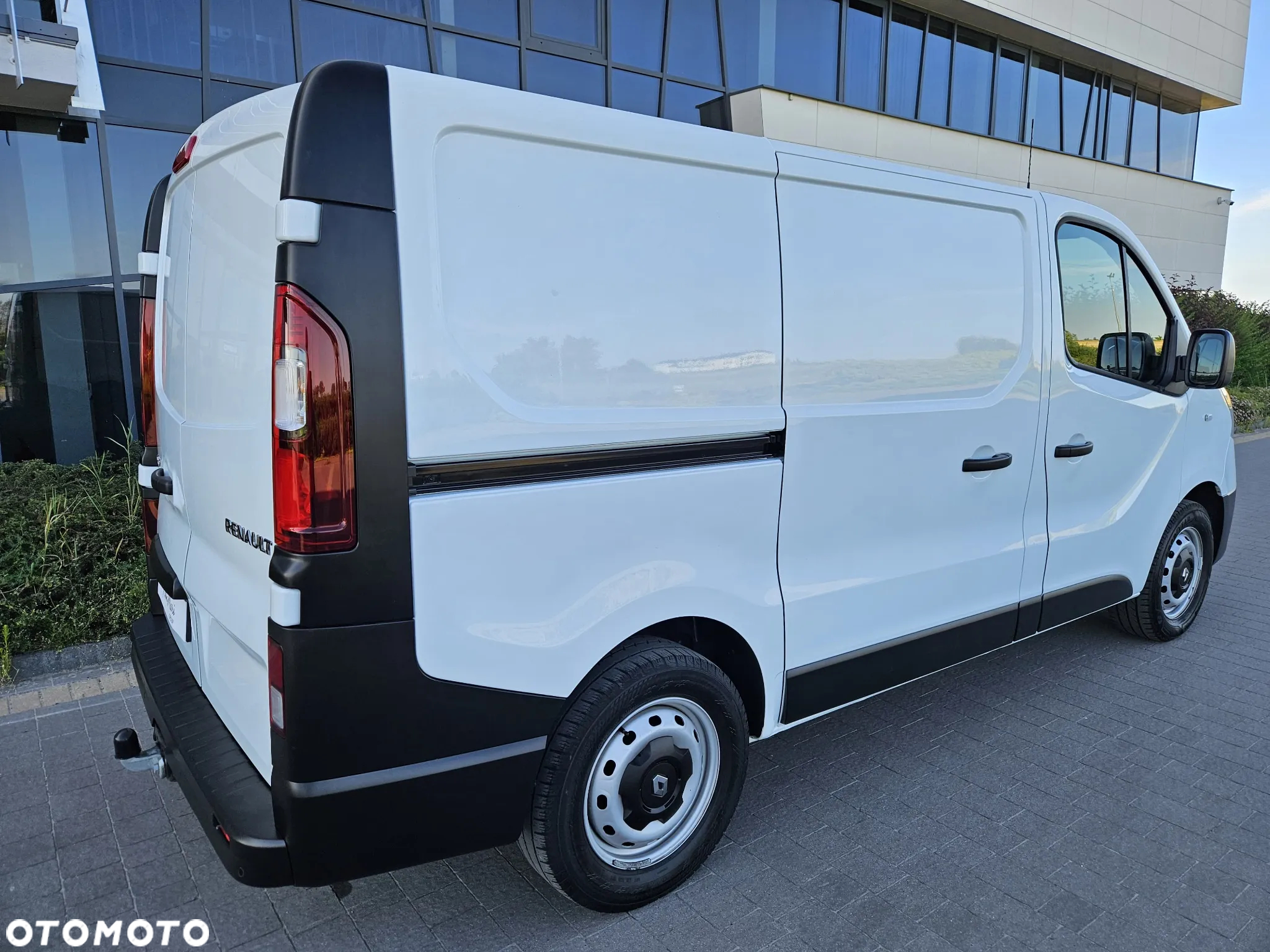 Renault Trafic - 18