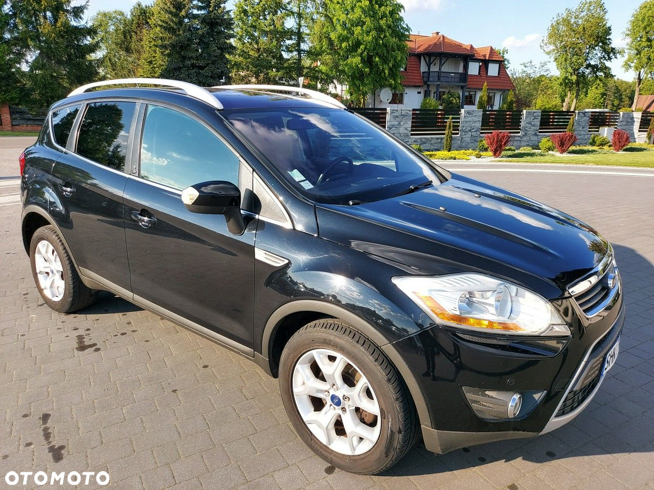 Ford Kuga - 12