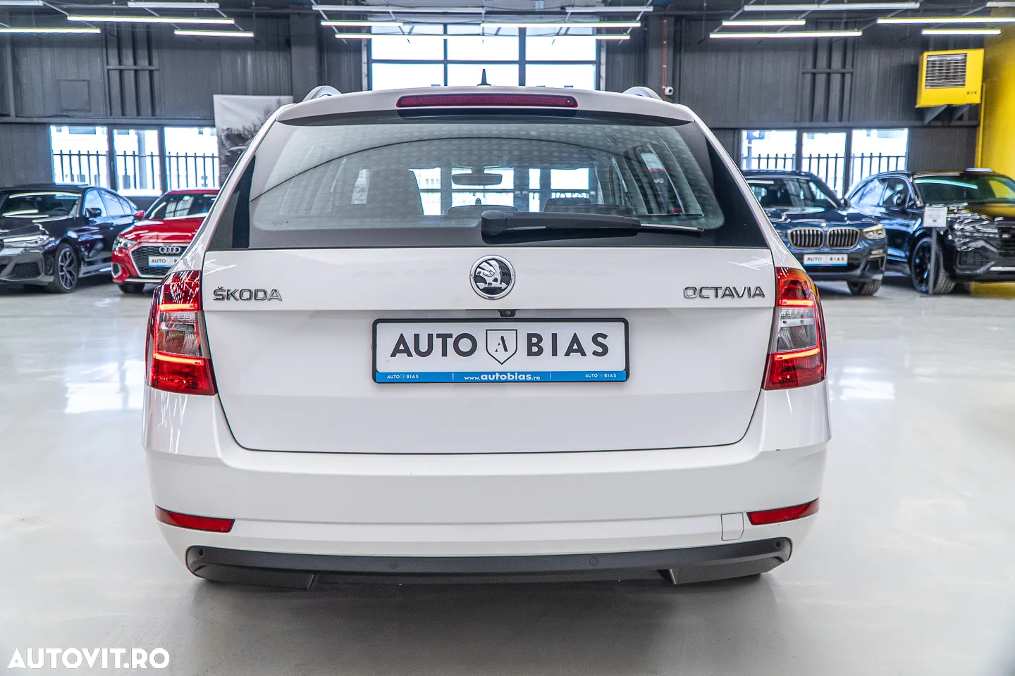 Skoda Octavia Combi 1.0 TSI DSG Style - 25