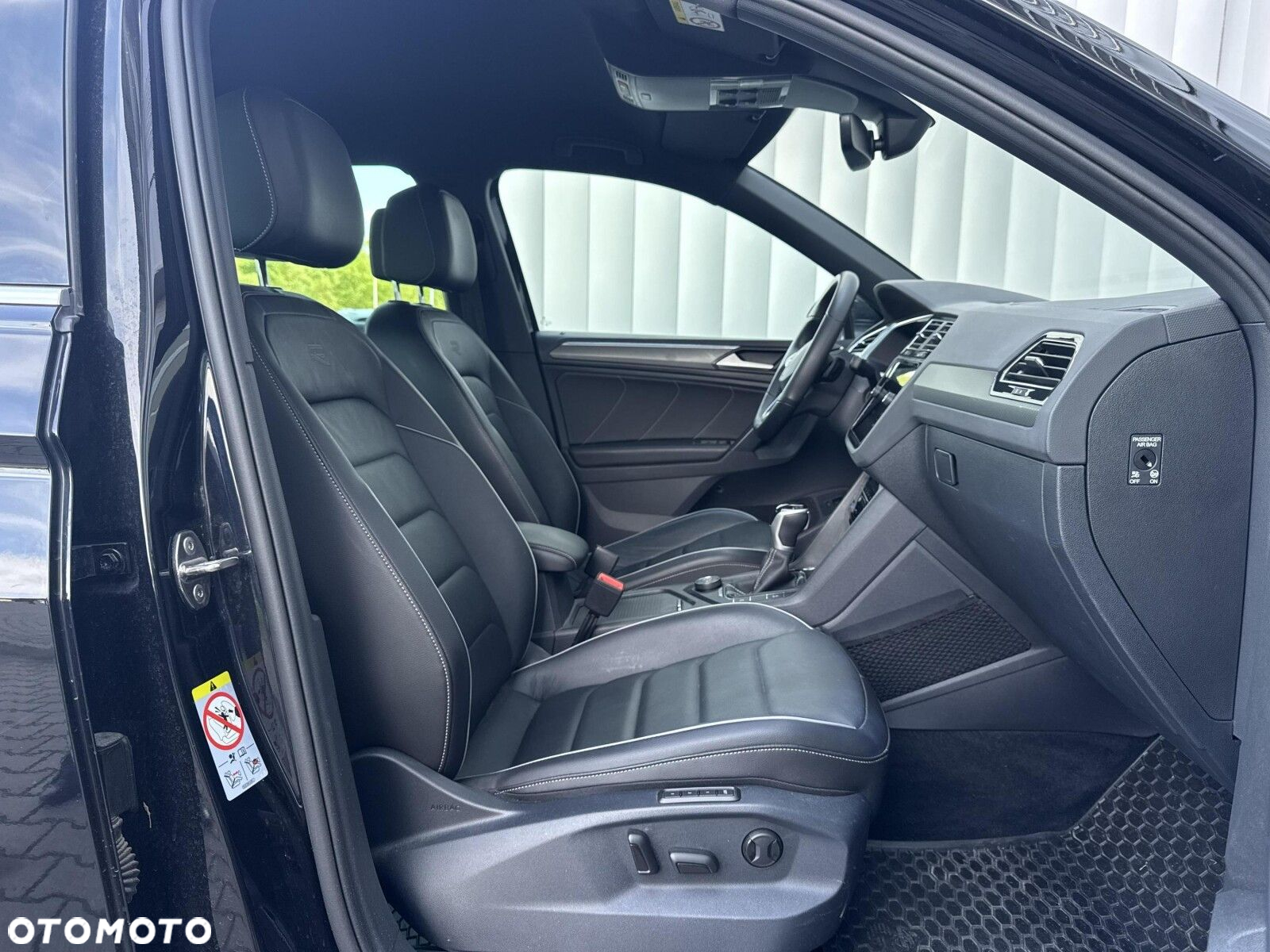 Volkswagen Tiguan - 14