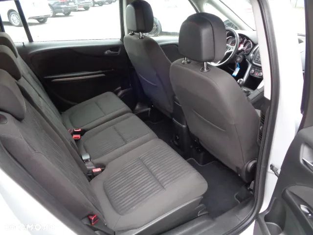 Opel Zafira Tourer 1.4 Turbo Business Edition - 13