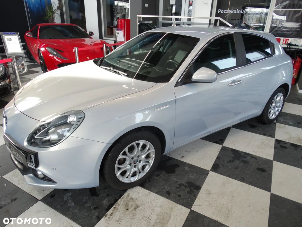Alfa Romeo Giulietta 1.6 JTDM 16V TCT Super - 9