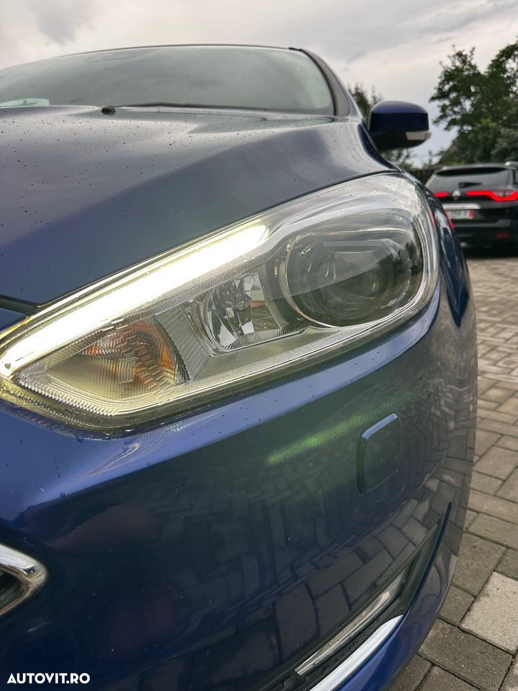 Ford Focus 1.5 EcoBoost Titanium - 32