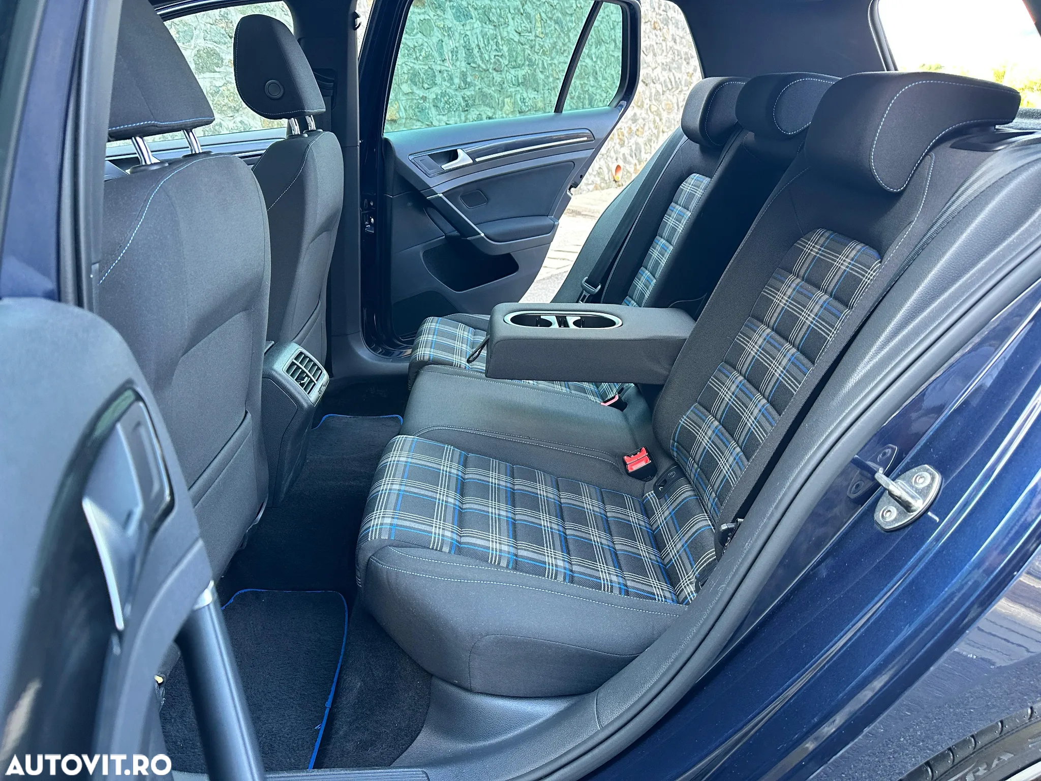 Volkswagen Golf 1.4 GTE Plug-In-Hybrid DSG - 30