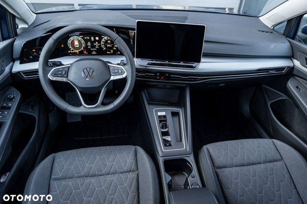 Volkswagen Golf - 23