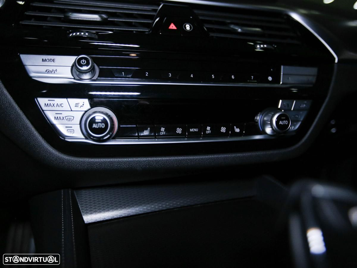 BMW 530 e Pack 50 anos M - 23