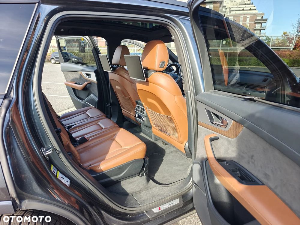 Audi Q7 3.0 TFSI Quattro Tiptr - 6