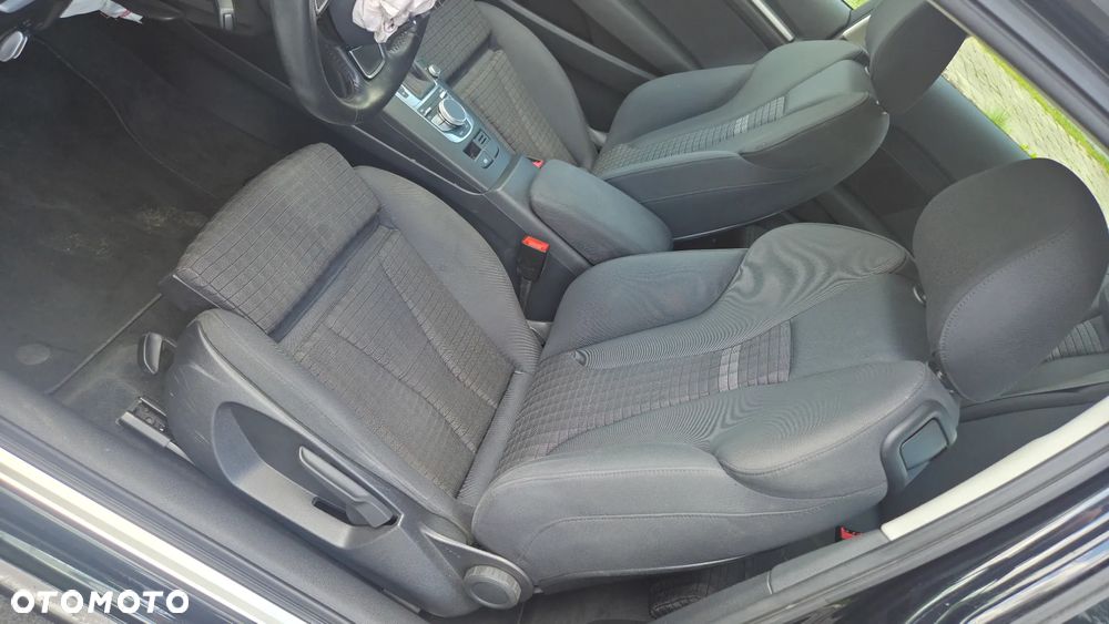 Audi A3 3-drzwiowe 1.4 TFSI S tronic Attraction - 9