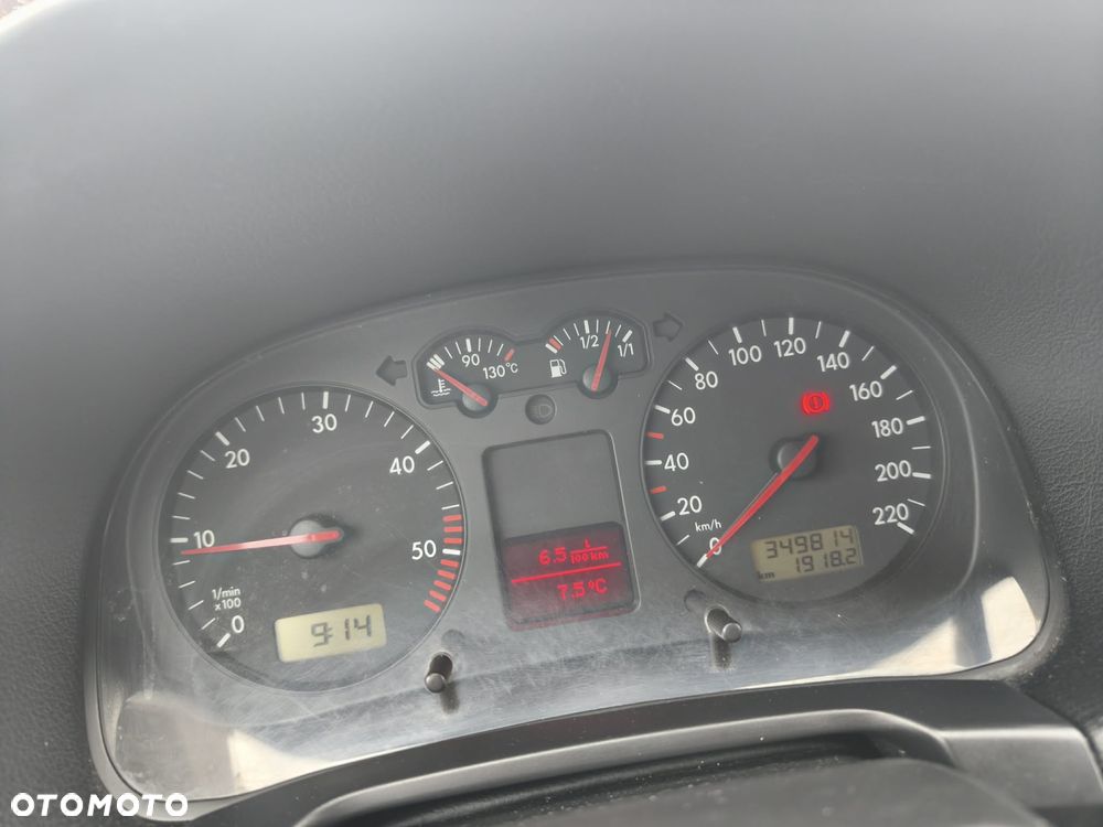 Volkswagen Bora 1.9 TDI - 2