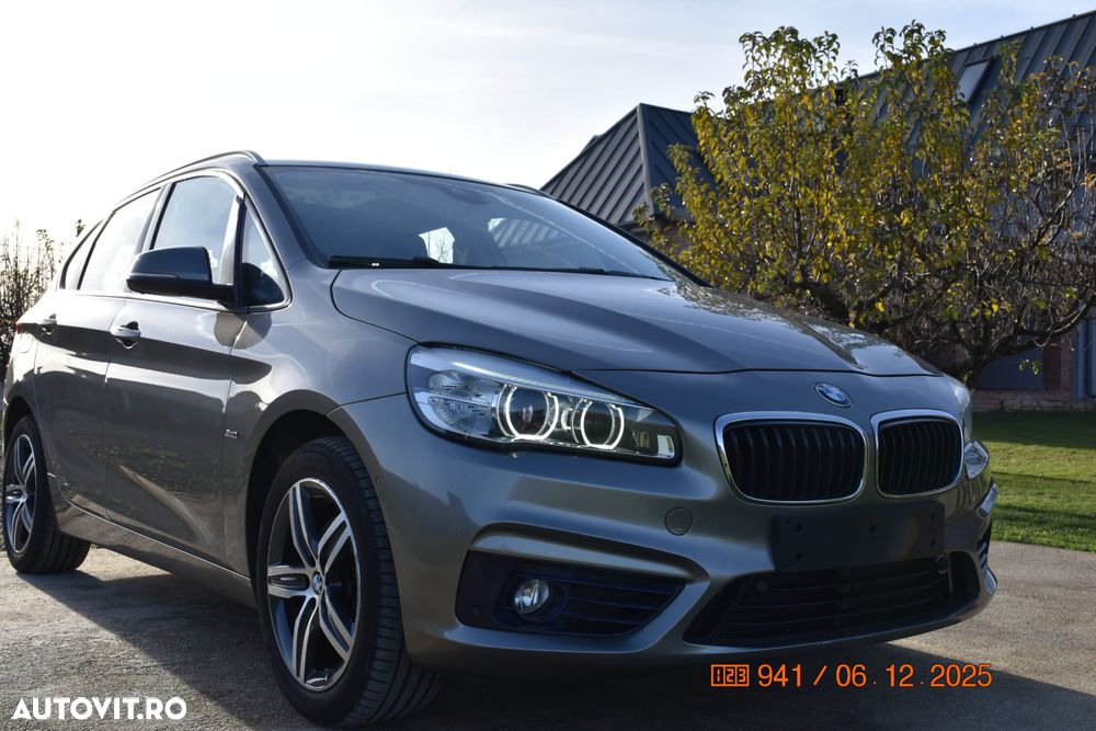 BMW Seria 2 218d - 12