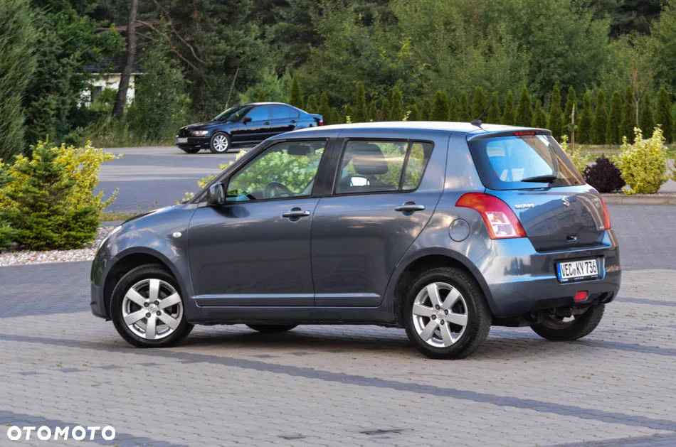 Suzuki Swift 1.3 4x4 Comfort - 22