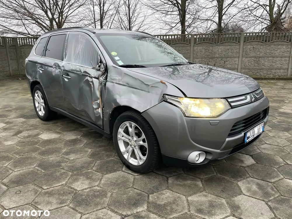 Mitsubishi Outlander 2.2 DI-D 4WD Plus - 7