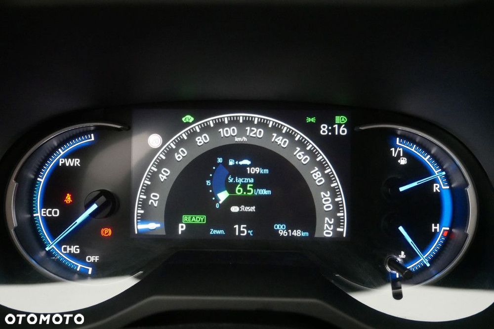 Toyota RAV4 - 9