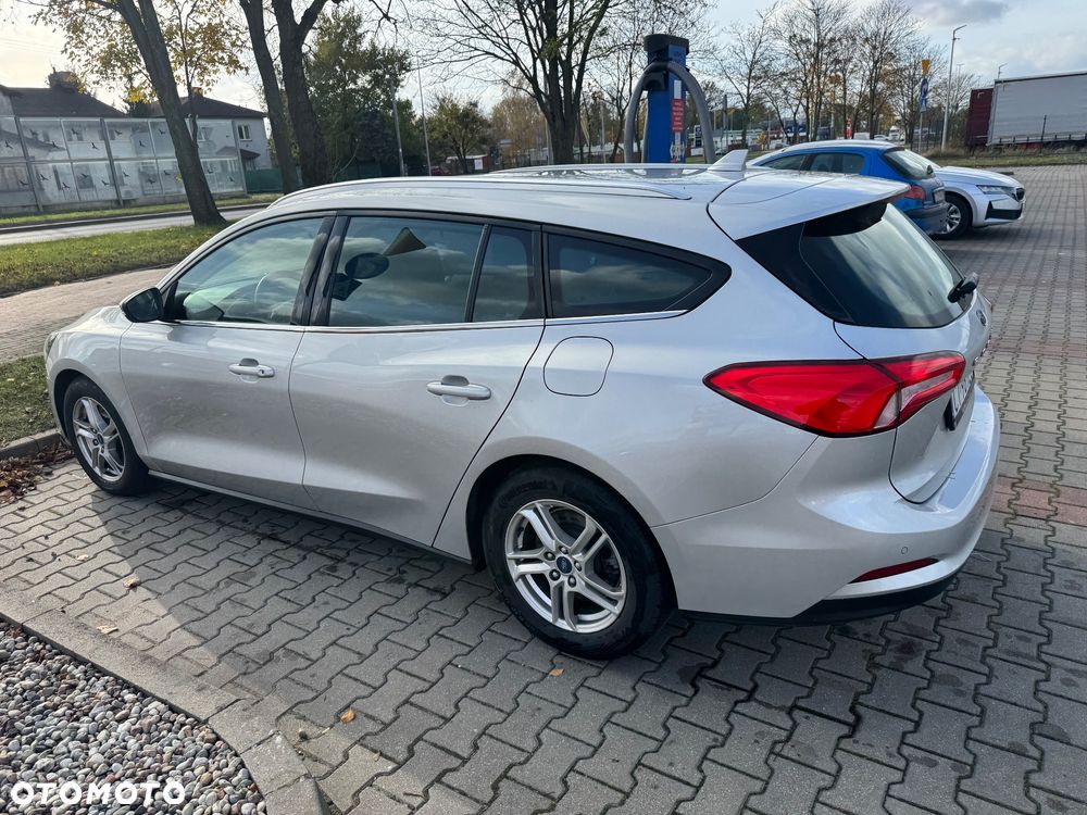 Ford Focus 1.5 TDCi DPF Start-Stopp-System COOL&CONNECT - 11