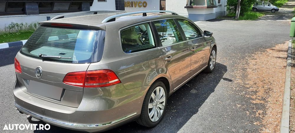 Volkswagen Passat Variant 1.8 TSI Highline DSG - 9