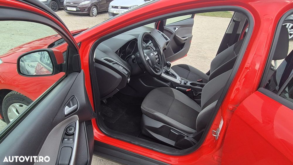 Ford Focus - 7