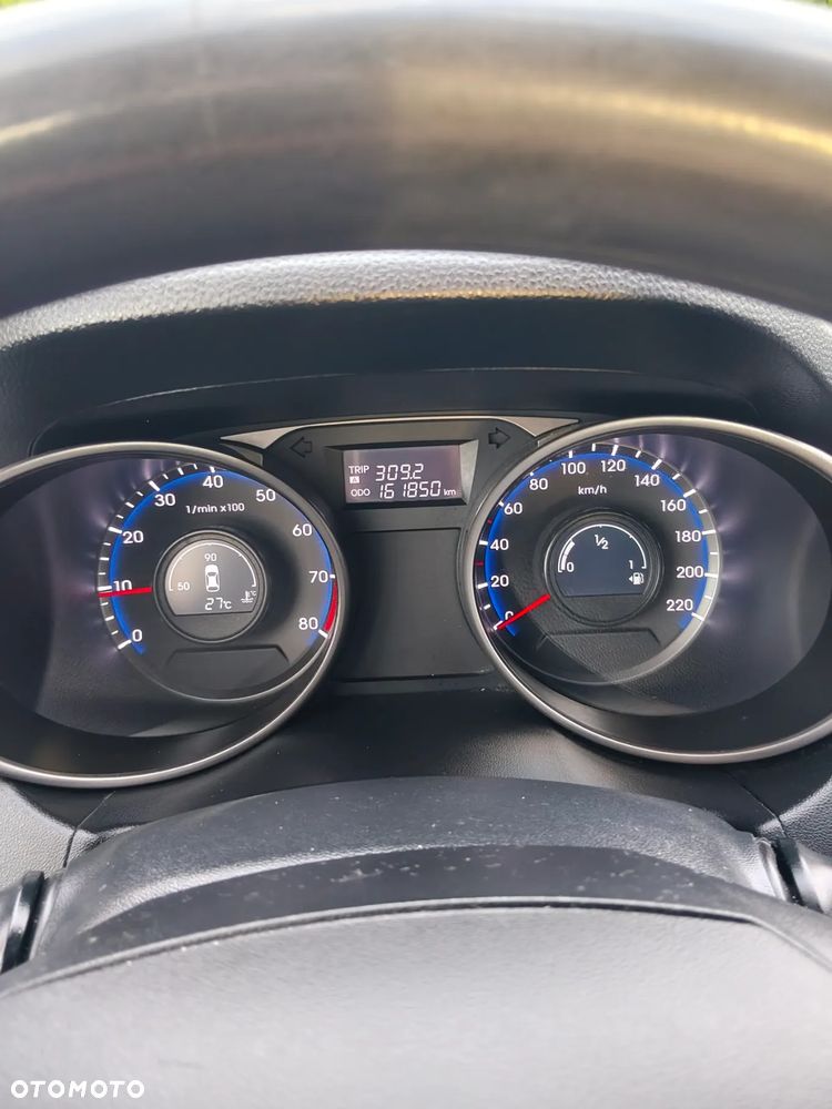 Hyundai ix35 - 8
