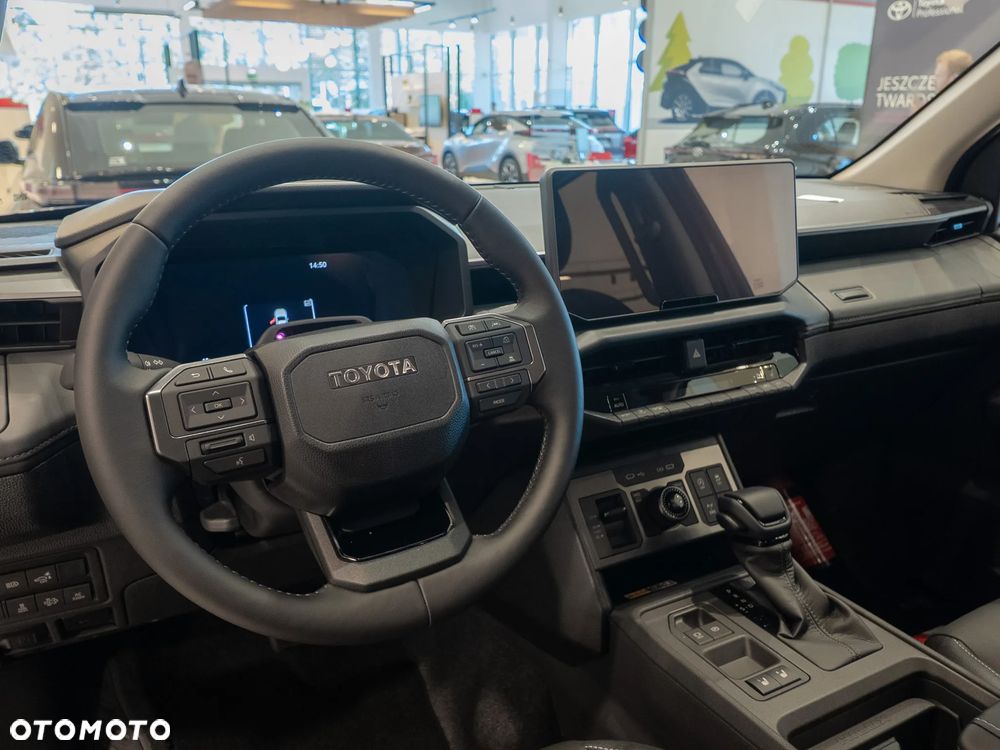Toyota Hilux 2.8 D-4D mHEV Double Cab Executive 4x4 - 2