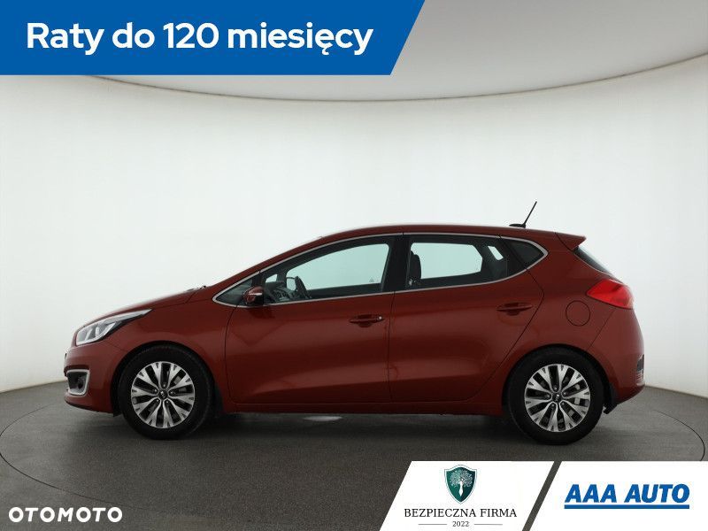 Kia Ceed - 4