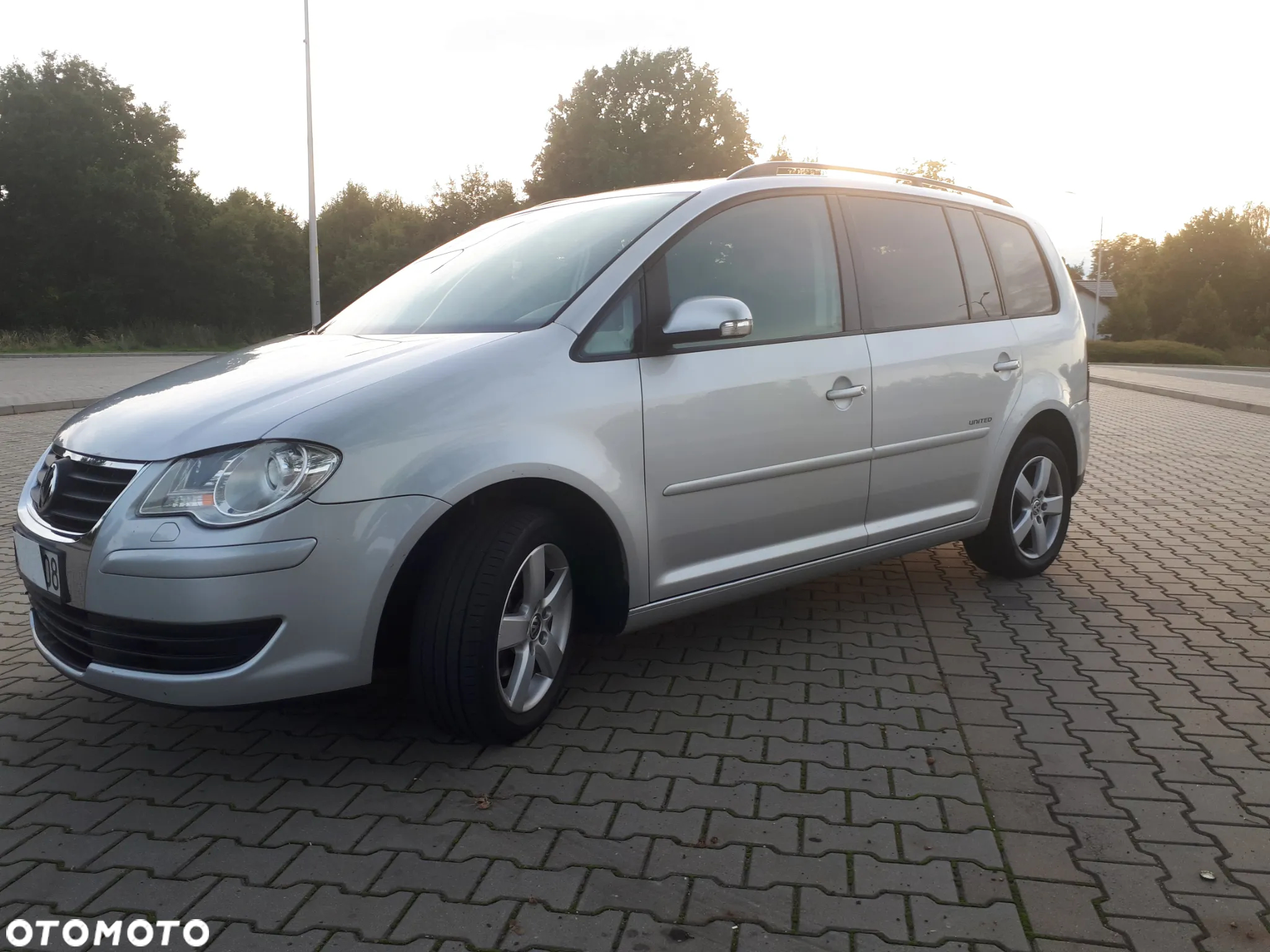 Volkswagen Touran 1.6 Trendline - 5