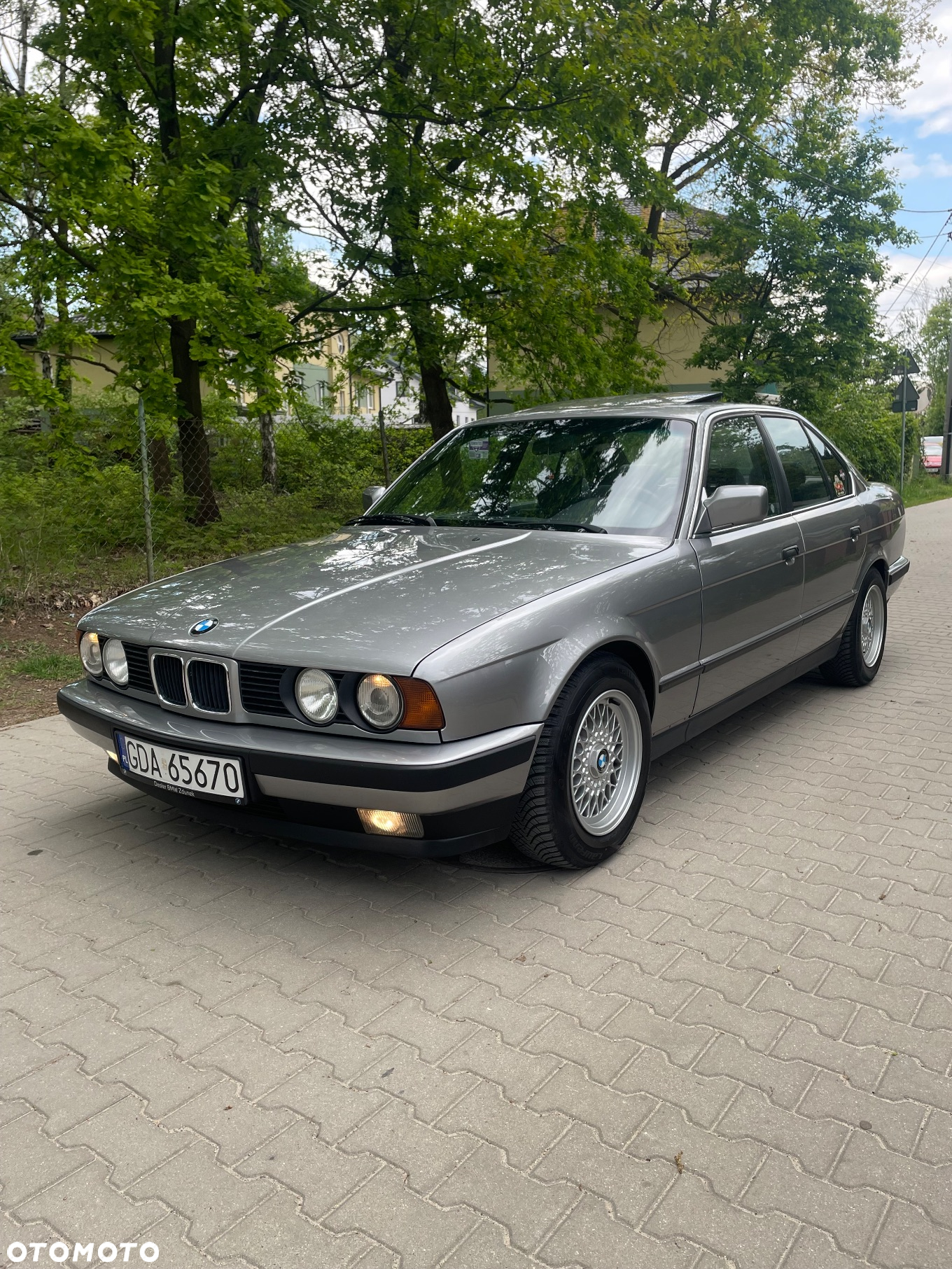 BMW Seria 5 520i - 7