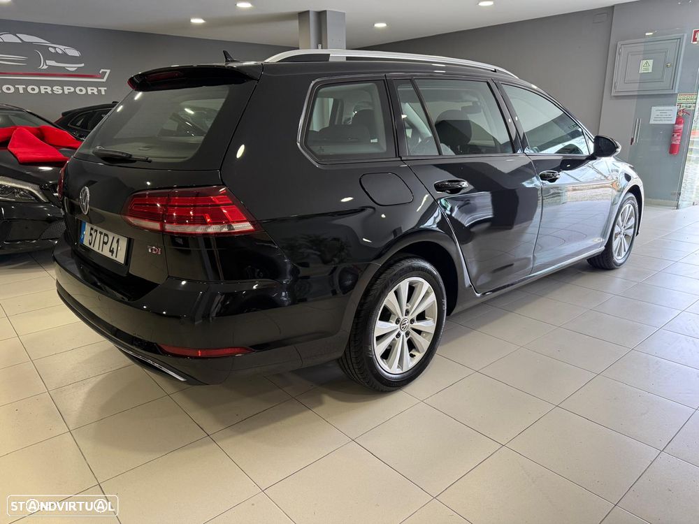 VW Golf Variant 1.6 TDi Confortline - 3