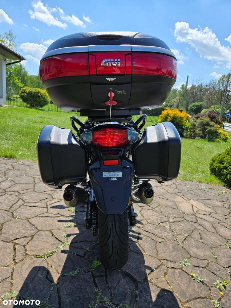 Honda CBF - 7
