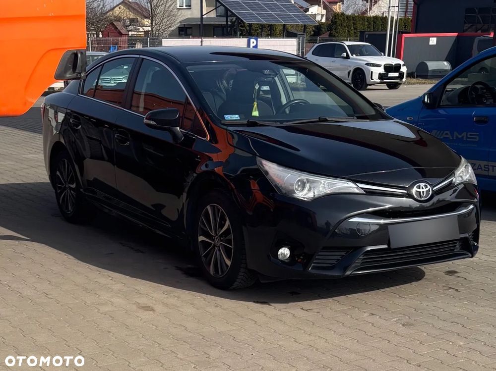 Toyota Avensis 2.0 D-4D Prestige - 1