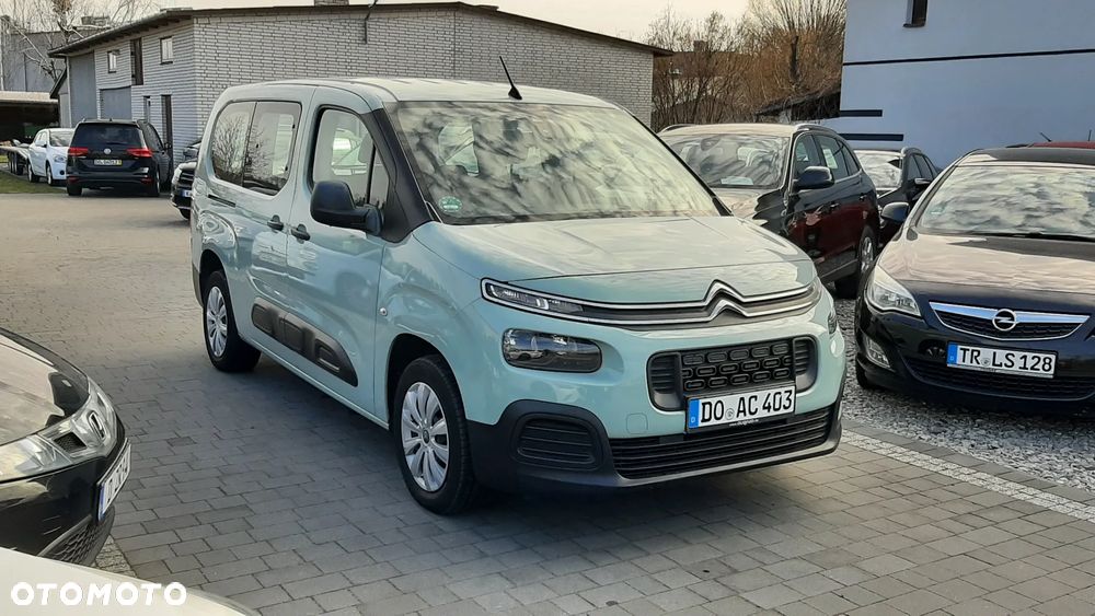 Citroën Berlingo XL PureTech 110 SHINE - 2