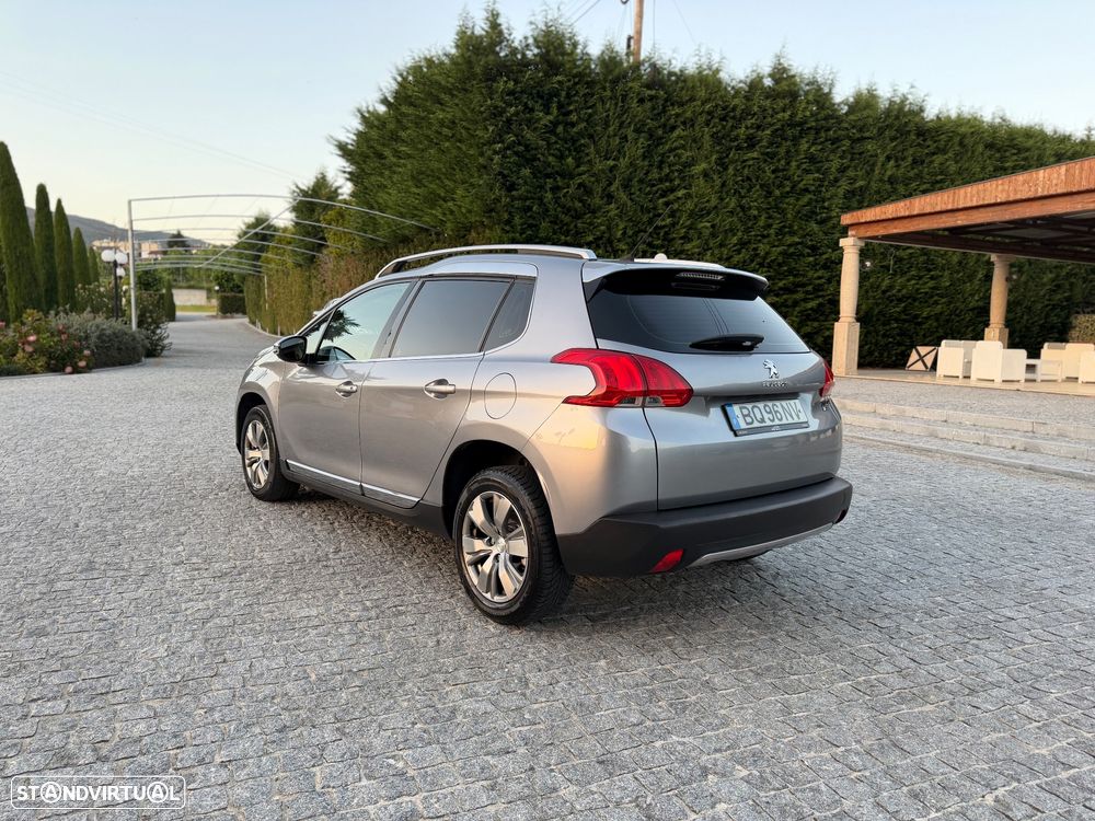 Peugeot 2008 1.6 e-HDi Allure - 4