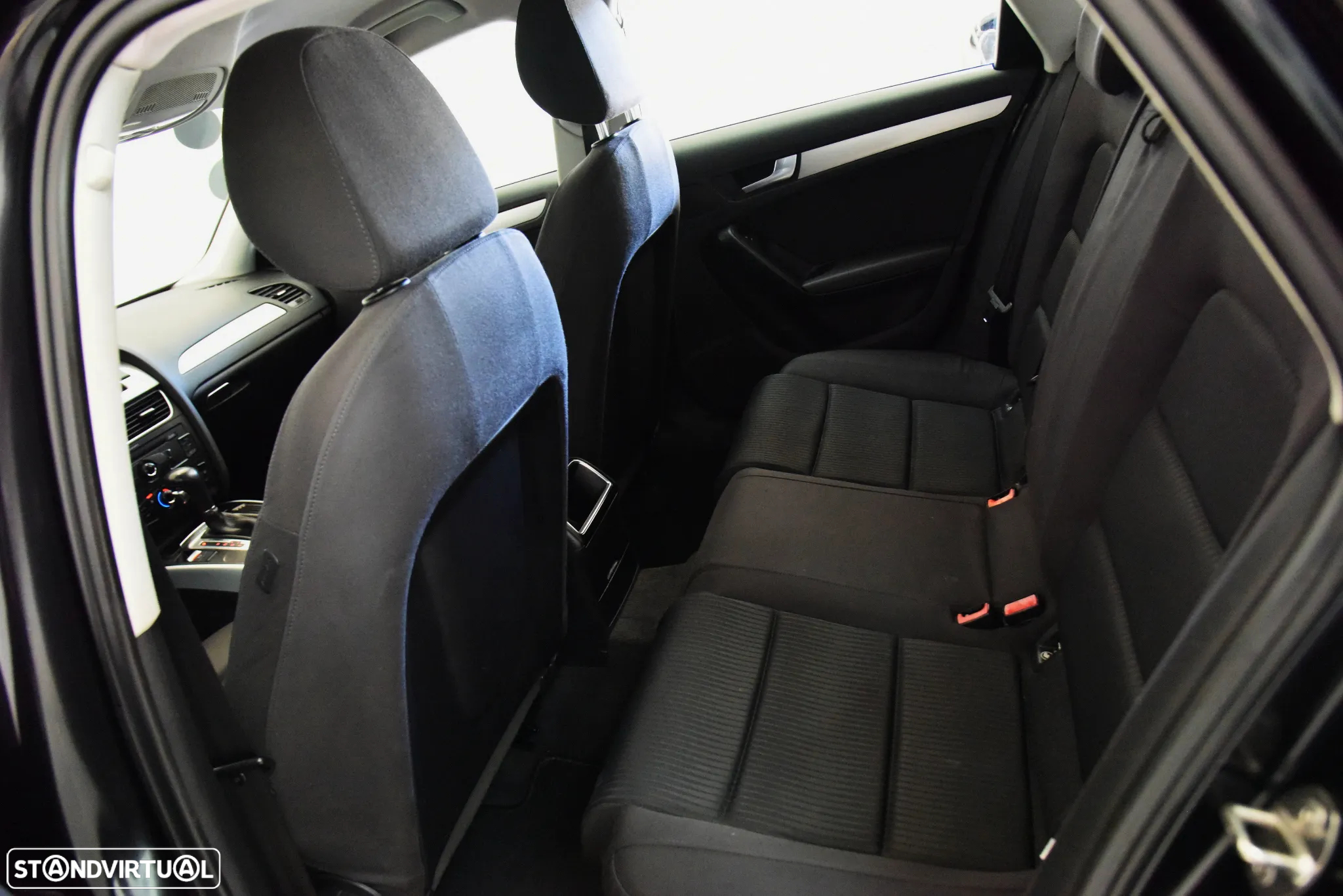 Audi A4 Avant 2.0 TDI multitronic - 16