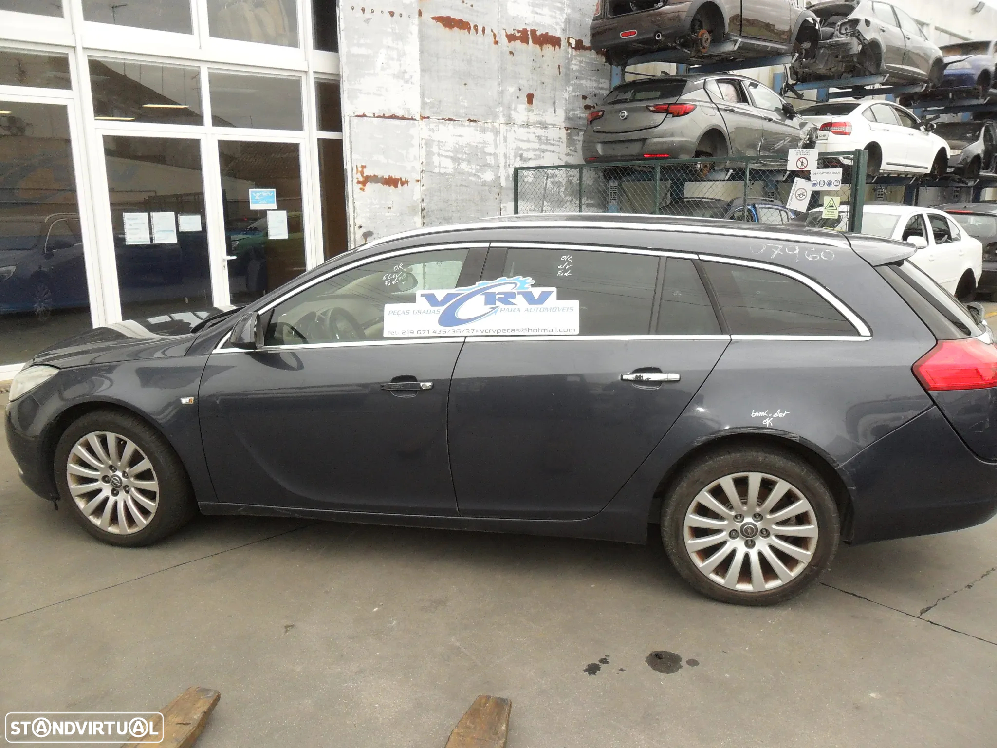Opel Insignia carrinha - viatura para peças - 2