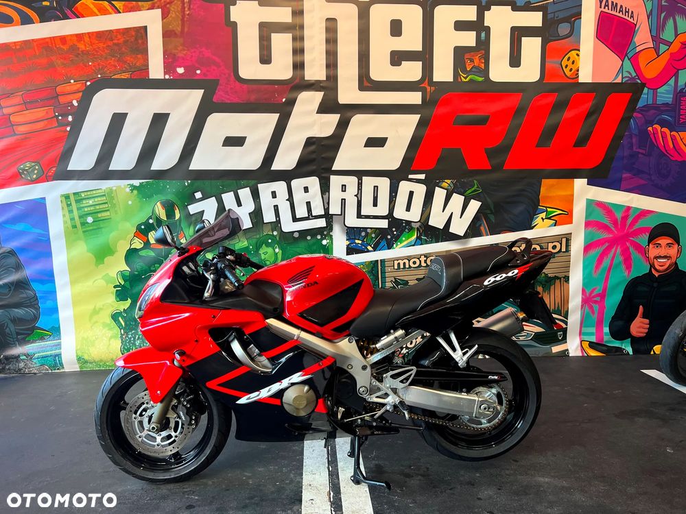 Honda CBR - 3