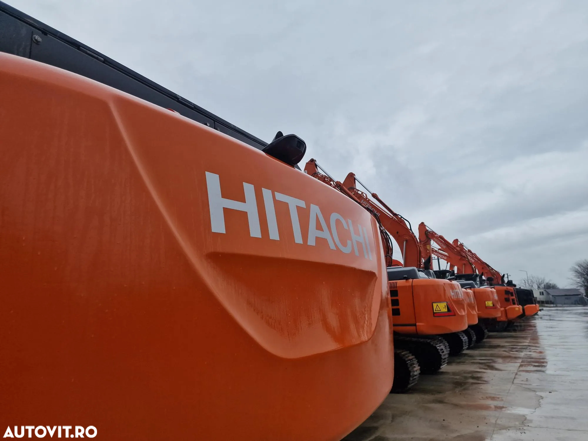Hitachi ZX350-7, 37t, cupa NOUA 2,2mc, inst picon, a dous inst hidr, 3 pompe HITACHI, posibilitate leasing, STARE CA NOU-PRET DE CRIZA 179.000 EUR+Tva - 14