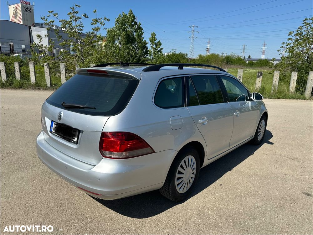 Volkswagen Golf - 5