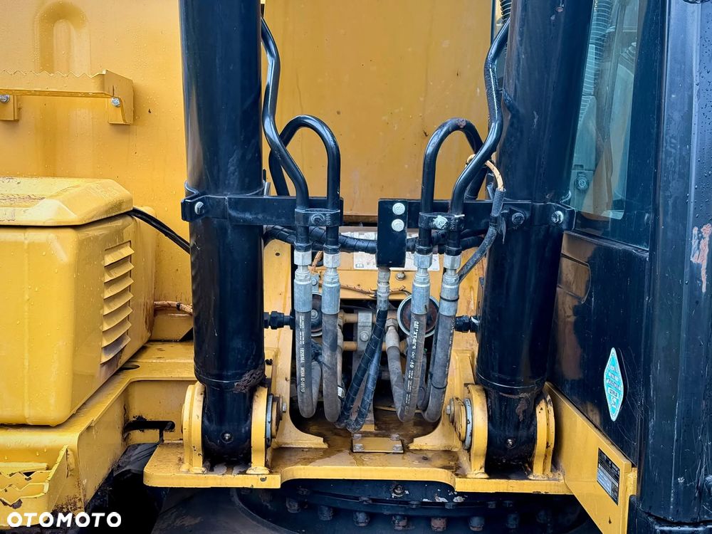 Caterpillar 313FL - 30