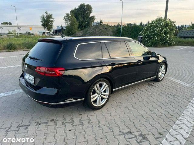 Volkswagen Passat 2.0 TDI SCR DSG Comfortline - 6